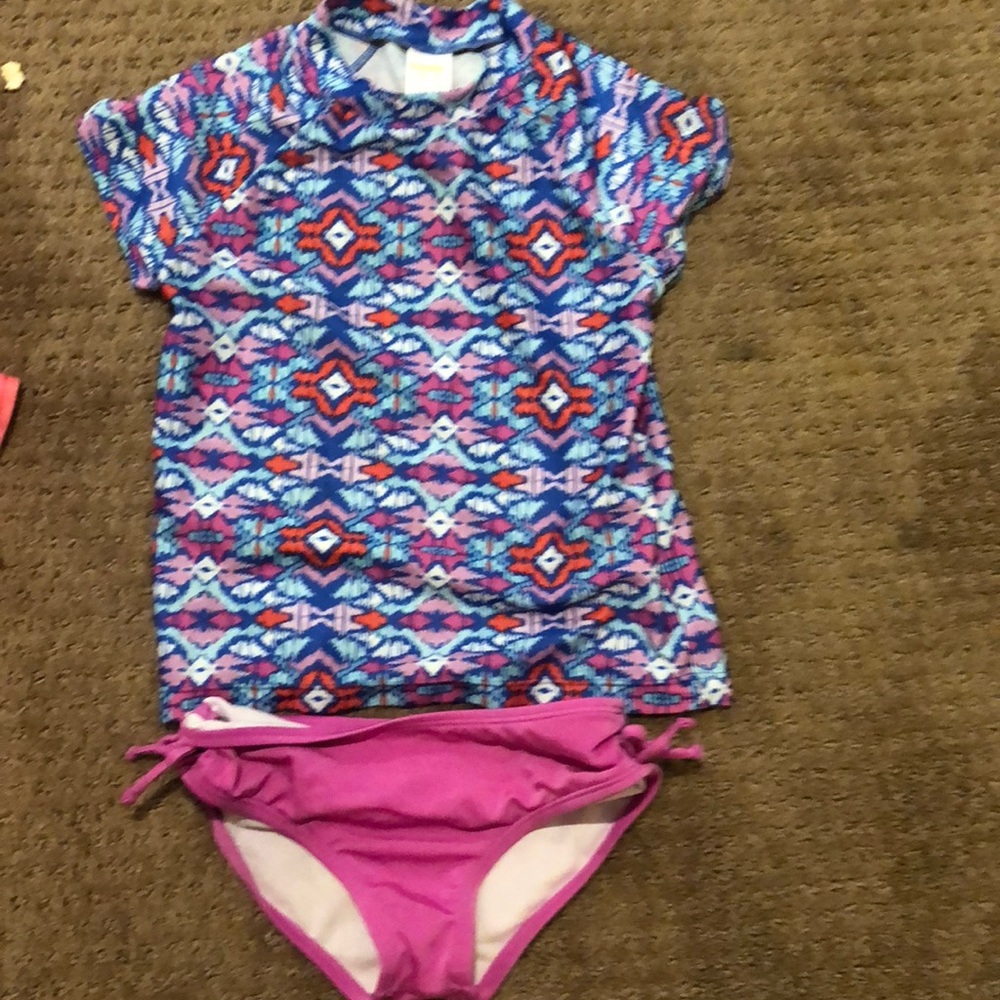 Gymboree 2 piece size 5-6 bathing suit